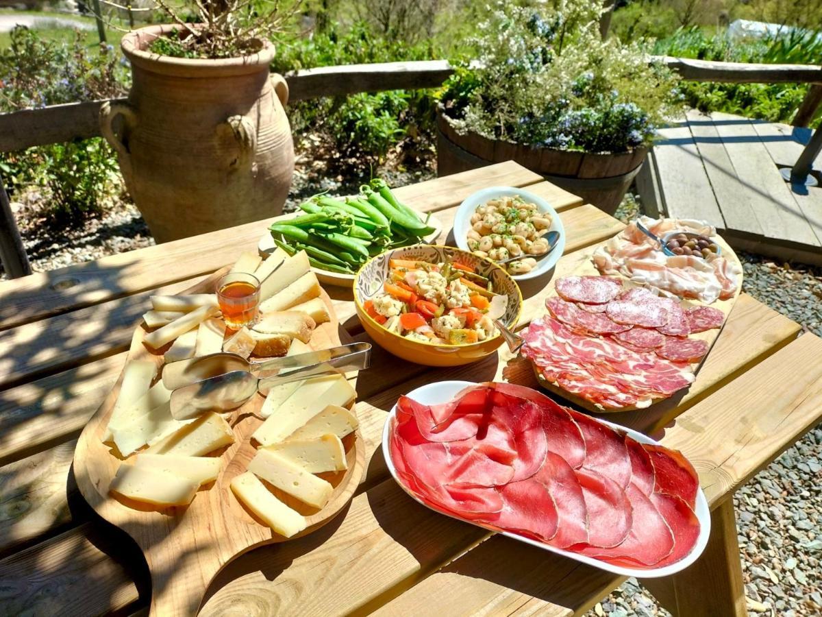 Tavarone Agriturismo Giandriale מראה חיצוני תמונה